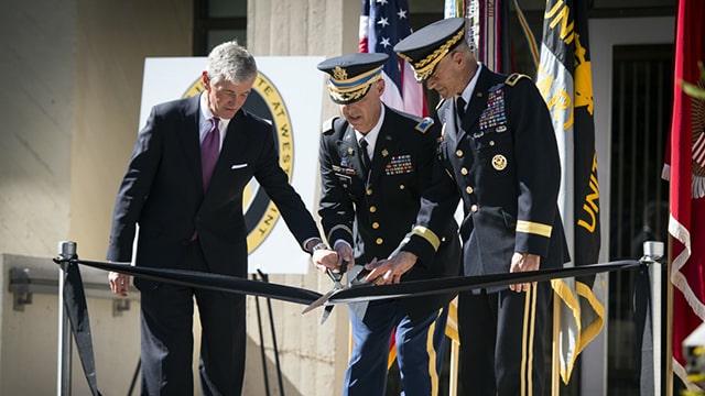 Ribbon cutting ceremony for Army Cyber Institute